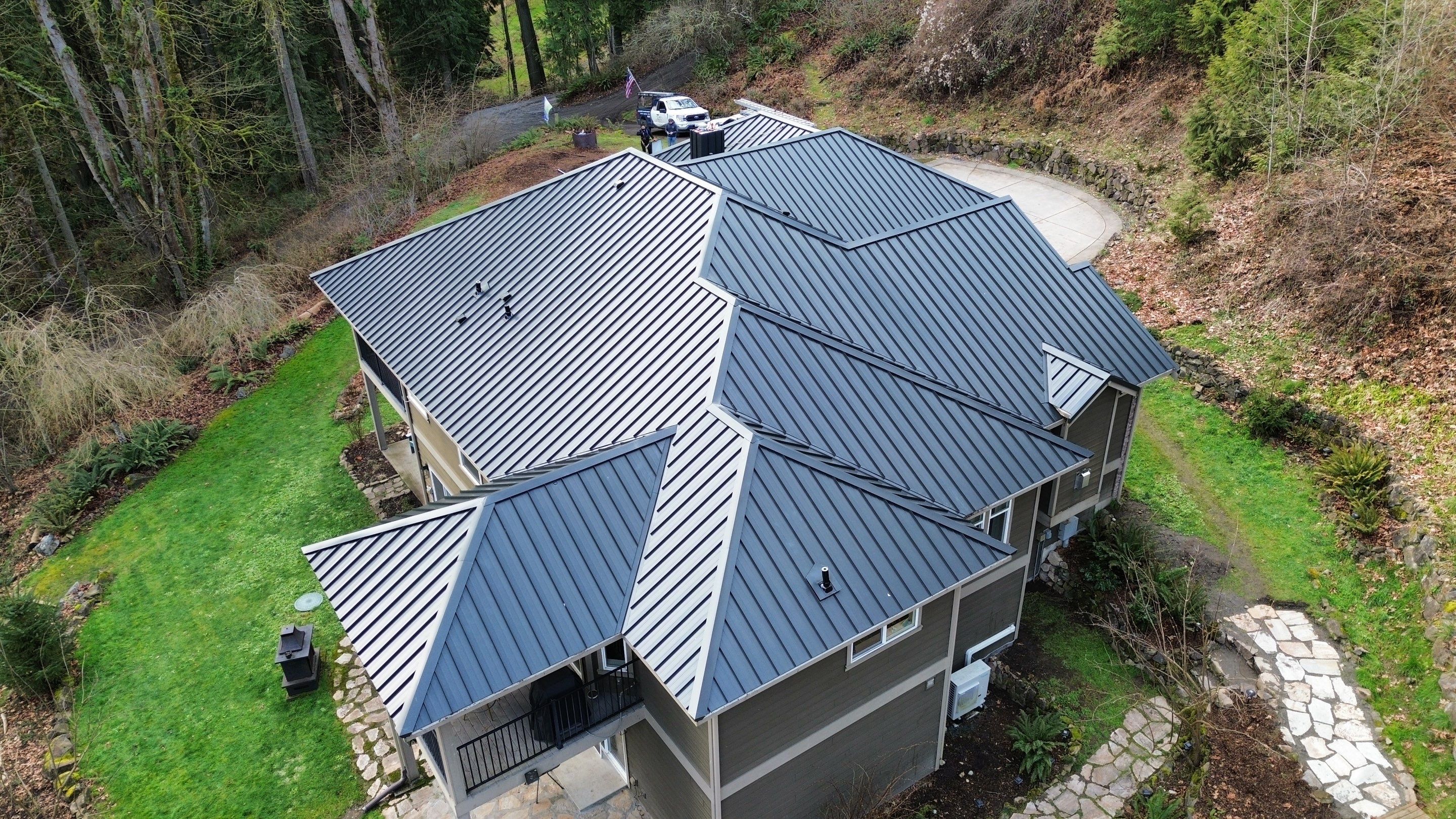 NuRay Standing Seam Metal in Matte Black, Snohomish